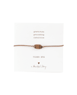 Deze armband van A Beautiful Story met een tijgeroog is een mooi symbolisch cadeau dat je ook per post kunt versturen.