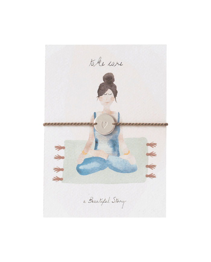 Verstuur de Jewelry Card Yoga met de tekst 'take care' van fair fashion merk A Beautiful Story als symbolisch cadeau per post.